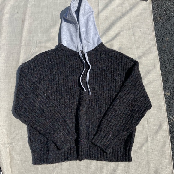 Women's American Eagle Sweater w/ Attached Hood - Sz. L - Picture 1 of 3